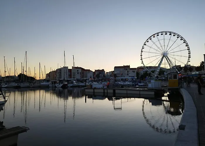 Centre Port Cap D'agde Agde